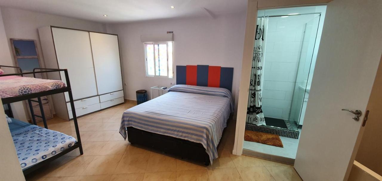 Habitacion Cerca Del Centro Valencia Kültér fotó