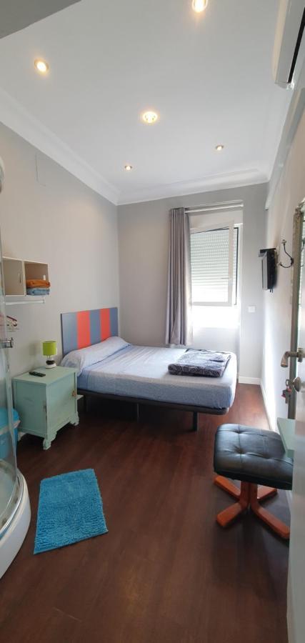Habitacion Cerca Del Centro Valencia Kültér fotó